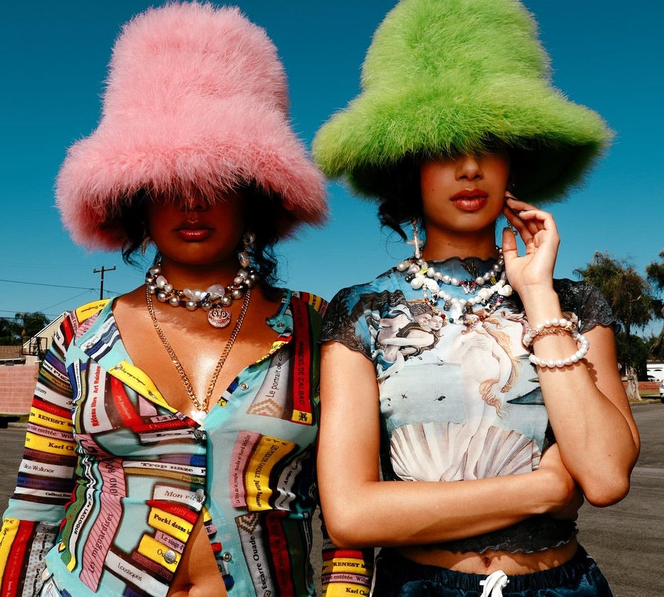 FEATHER & SILK BAD HAT