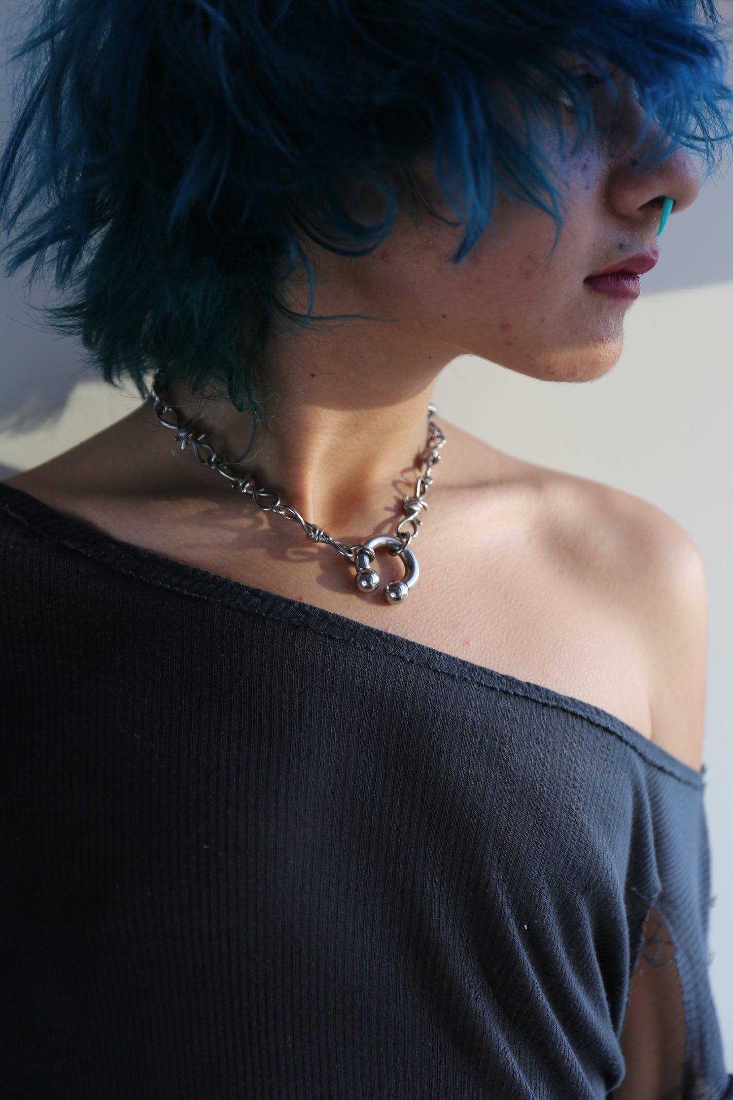 BAD BARBWIRE SEPTUM CHOKER