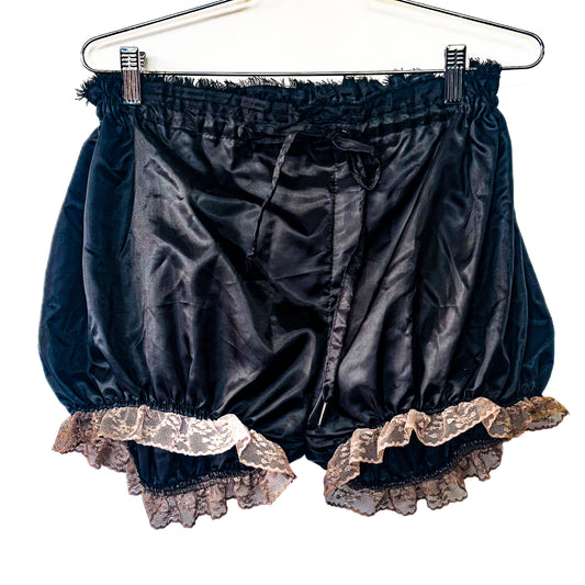 RAVEN CRAVE BLOOMER SHORTS