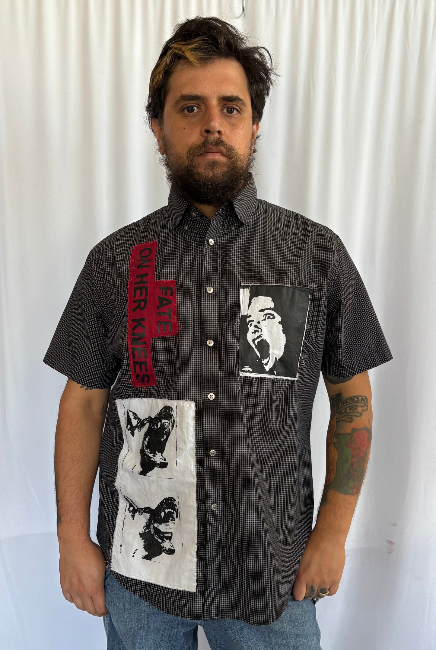 DELINCUENTES "FATE ON HER KNEES" BUTTON UP SHIRT