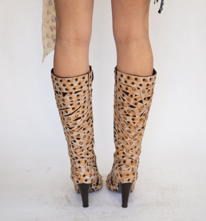 HIROKO HATA BEIGE EYELET BOOTS